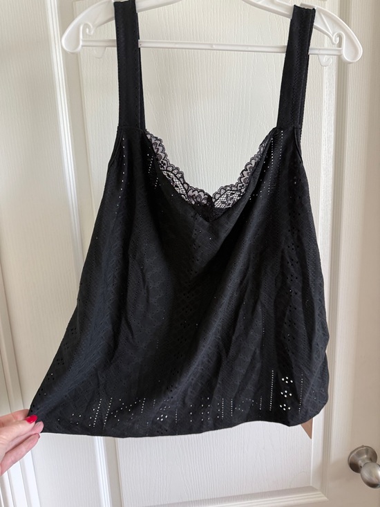SHEIN Tops - SHEIN Black Eyelet Lace Tank Top